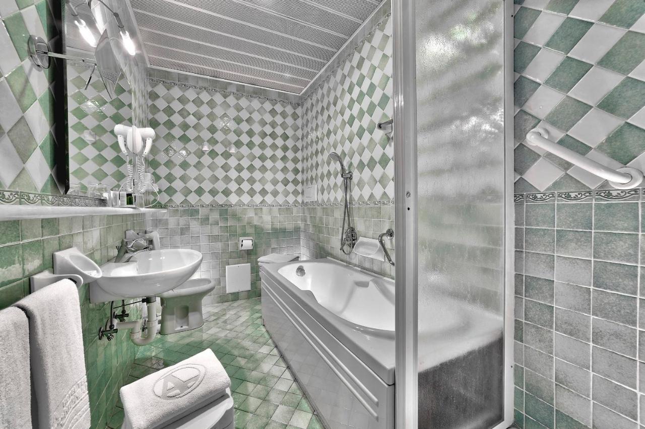 Hotel Terme Antoniano Montegrotto Terme Dış mekan fotoğraf