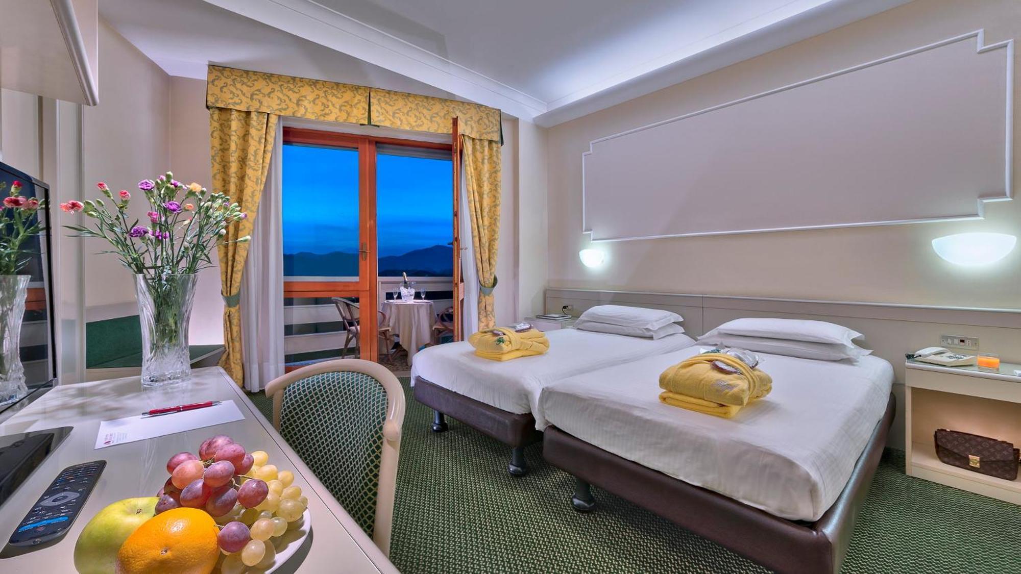 Hotel Terme Antoniano Montegrotto Terme Dış mekan fotoğraf