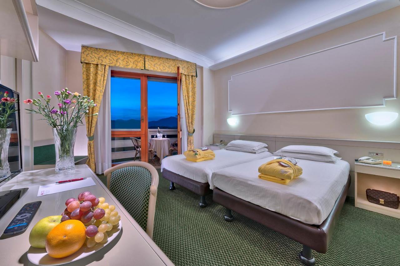 Hotel Terme Antoniano Montegrotto Terme Dış mekan fotoğraf
